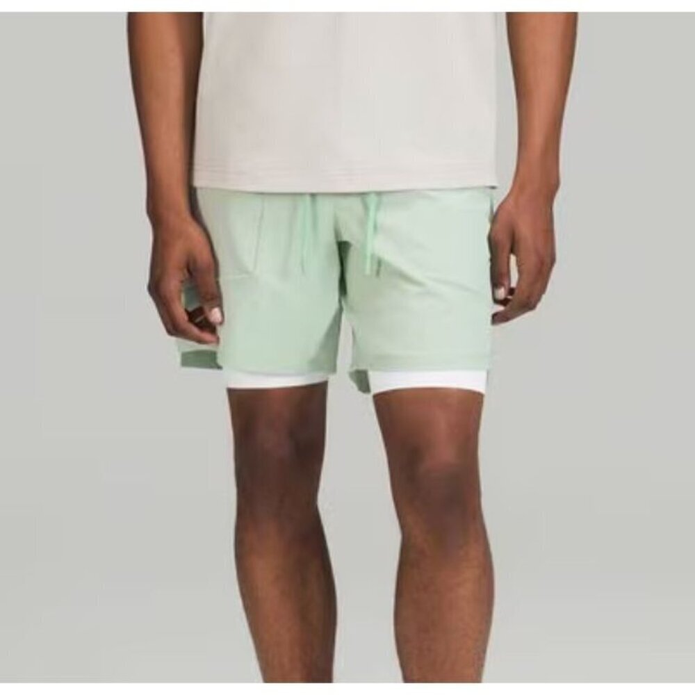 Lululemon License to Train Lined Short 7" in Arctic Green Size Large